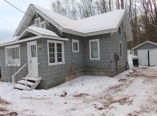 26641 W 8th St, Hubbell, MI 49934