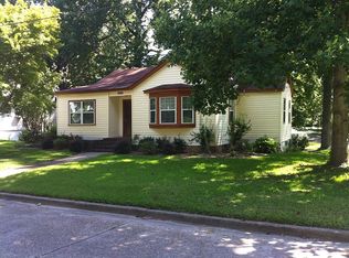 1400 Wisteria Dr, Vicksburg, MS 39180