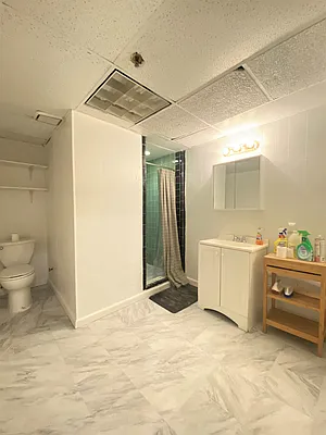 Rented by Bond New York | media 8