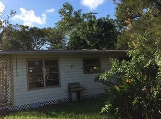 327 Pine Ave, Cocoa, FL 32922