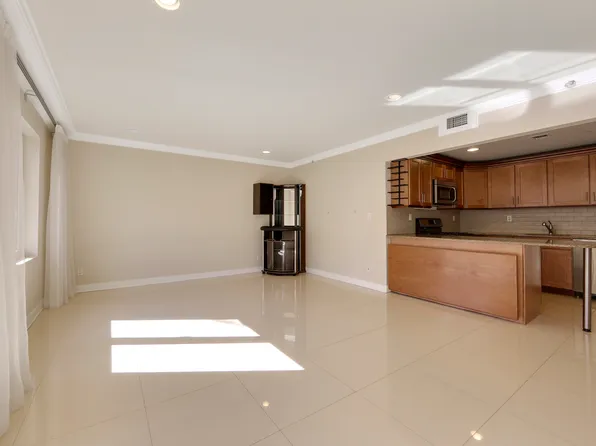 3165 Emmons Avenue image 9 of 12