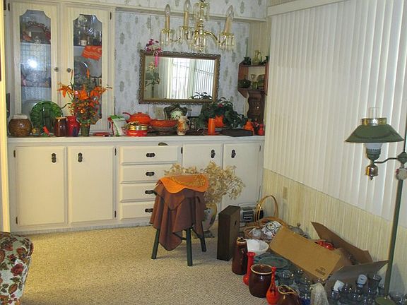 2nd image of 220 Palo Verde Dr