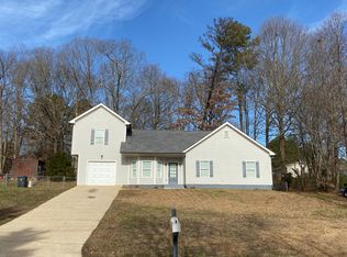 1369 Ashbrook Dr, Lawrenceville, GA 30043