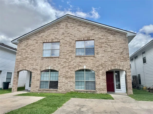10618 Pine Landing Dr #A, Houston, TX 77088