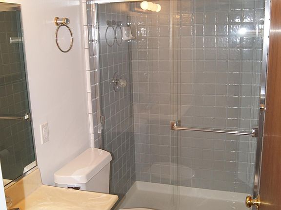 4th image of 3114 Alameda De Las Pulgas