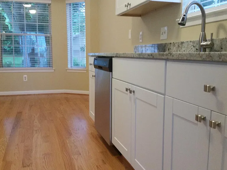 31109 Columbia Dr — Photo 8