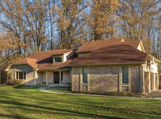 7288 Lee Rd, Westerville, OH 43081