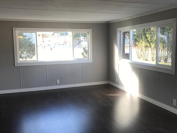 5th image of 712 SE Railroad Ave Spc 25A