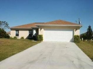 2059 NE 20th St, Cape Coral, FL 33909
