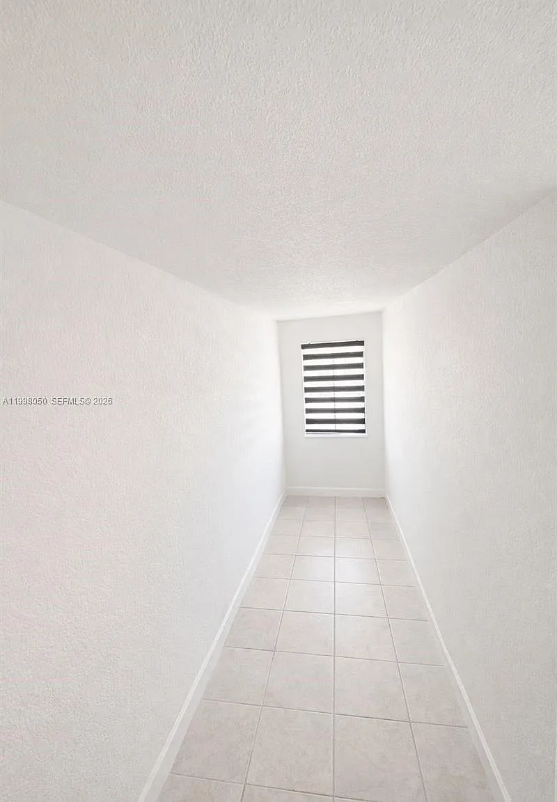 3 bed, 2.5 bath, $2,550 — Photo 4