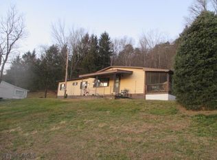 907 Juniata Valley Rd, Hollidaysburg, PA 16648