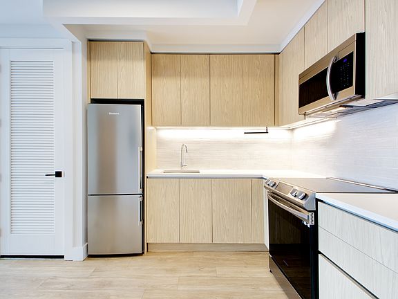 3rd image of 11 Herkimer St #F5