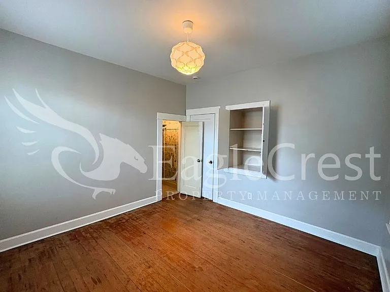 613 Locust St — Photo 15