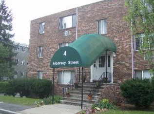 4 Aldersey St APT 6, Somerville, MA 02143