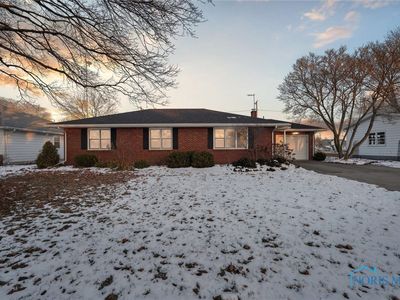 805 Ludwig Ave, Gibsonburg, OH, 43431