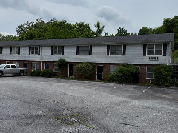 25 Clark Dr