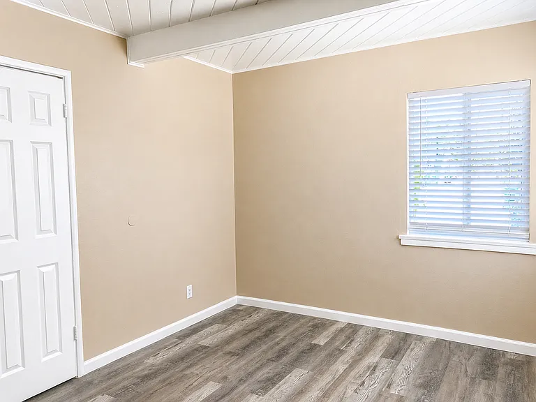610 Denslowe Dr — Photo 11