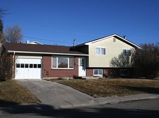 4604 E 16th St, Cheyenne, WY 82001