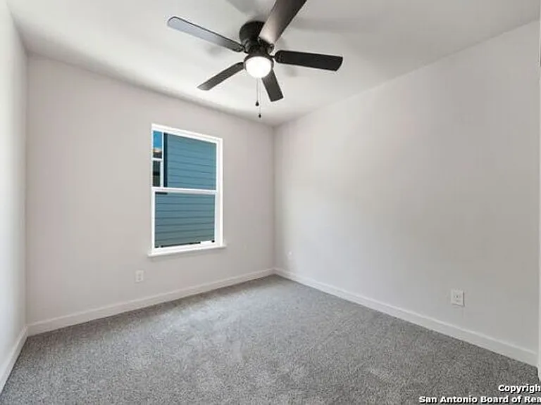 227 S Grimes St #102 — Photo 16