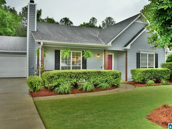 146 Pebble Ln, Alabaster, AL 35007
