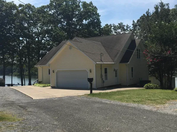 140 Shore Ln, Benton, KY 42025