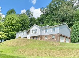141 S Tower Rd, Fombell, PA 16123