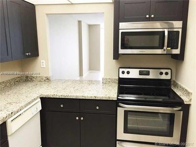 800 Parkview Dr APT 505, Hallandale, FL, 33009