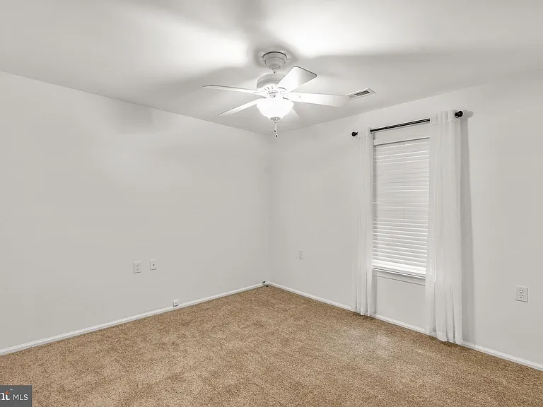 6 Moneta Ct — Photo 11