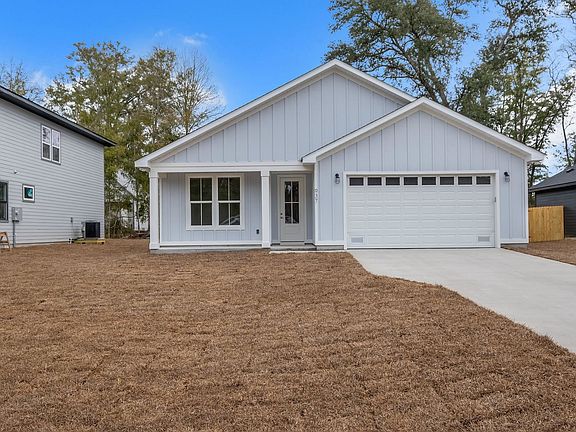 2nd image of 937 Cap Tram Rd