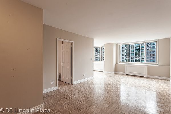 1st image of 30 W 63rd St APT 14L