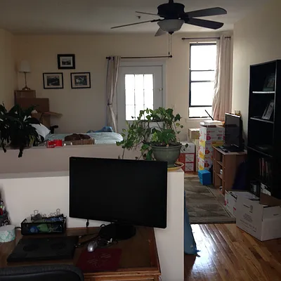 Rented by Melissa Conanan, LREB | media 11