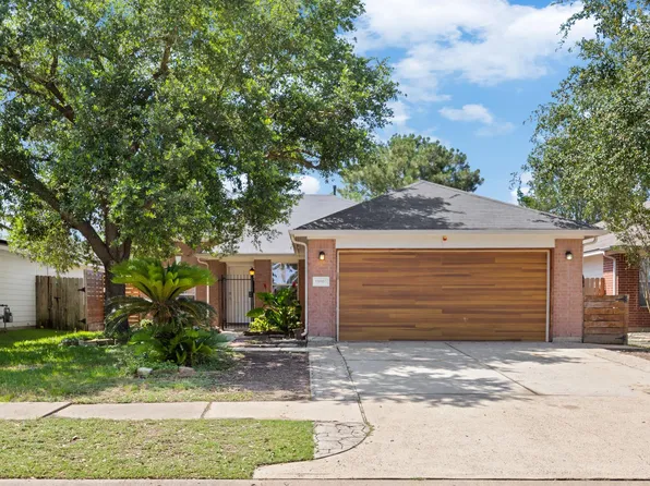 18903 S Wimbledon Dr, Katy, TX 77449
