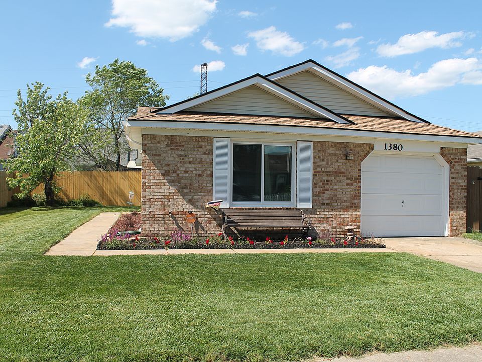 1st image of 1380 Northvale Dr