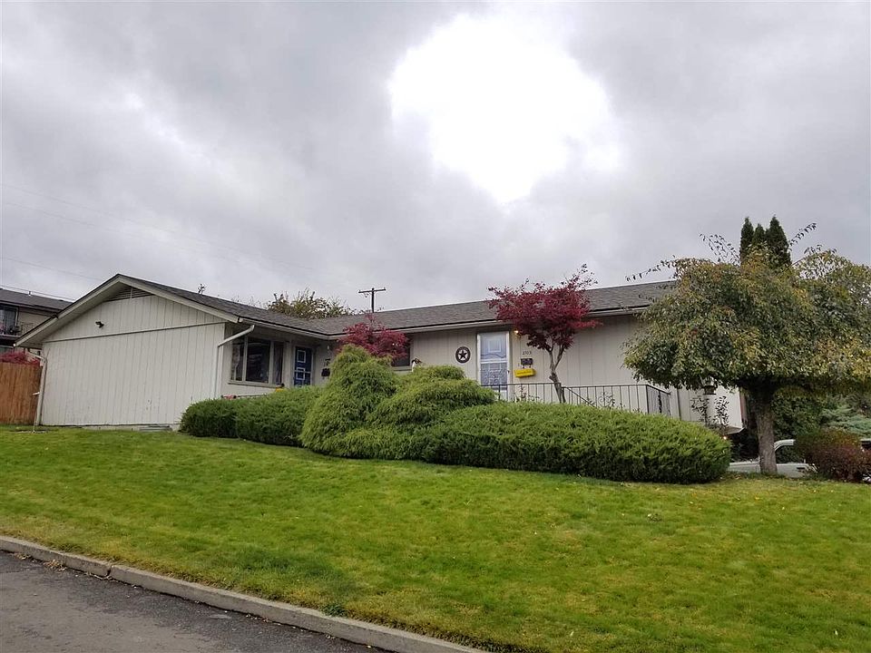1st image of 2101/2103 W Grace Ave