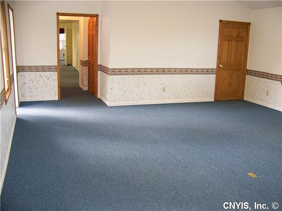 5th image of 6800 Voorhies Ln