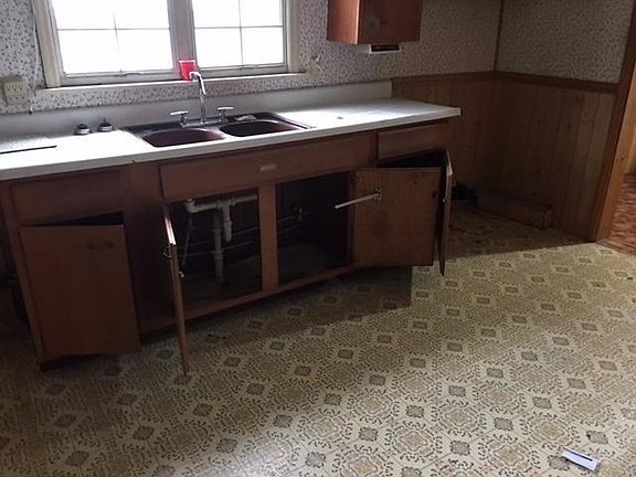 4th image of 509 Sycamore St