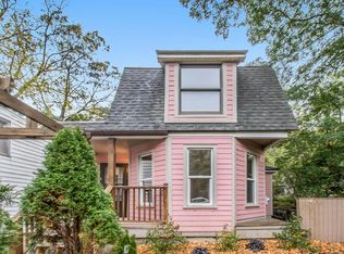 414 Hilbert St, Kalamazoo, MI 49006