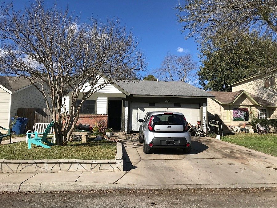 1st image of 9439 Valley Bnd