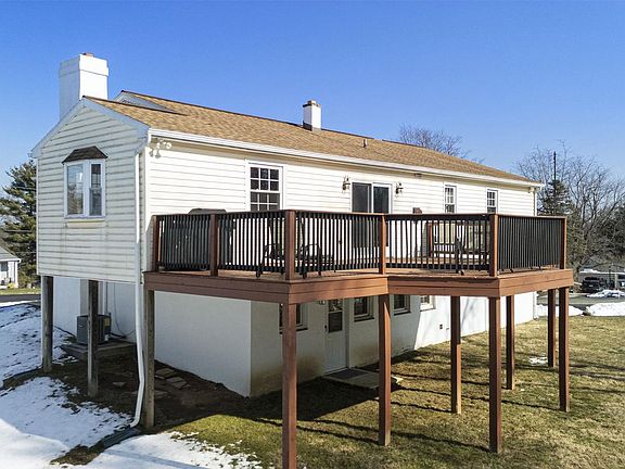 5th image of 220 Coldstream Rd