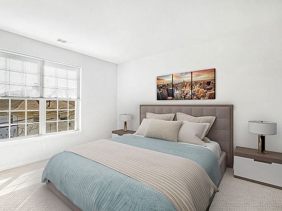 2nd image of 691 Bloomfield Ave #1200-109