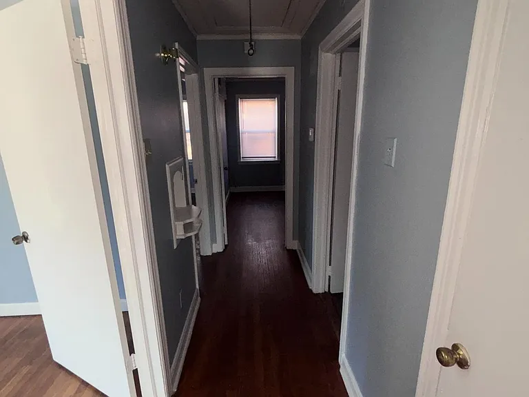 3237 Harris Ave — Photo 11