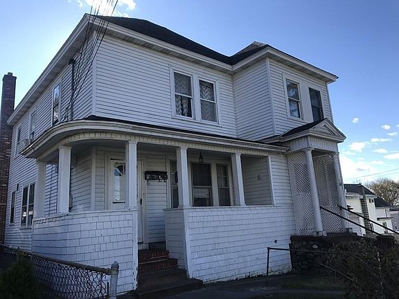 3rd image of 137 E Haverhill St