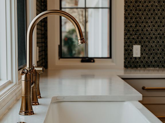 Exquisite fixtures