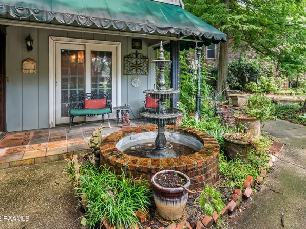 2423 Aubin Ln, Baton Rouge, LA 70816