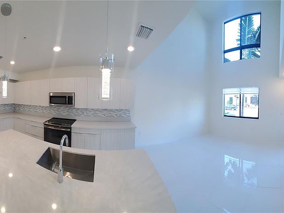 4th image of 4740 SW 84th Ct #19