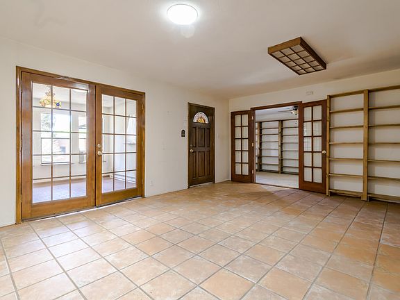 3rd image of 7709 Constitution Ave NE