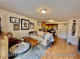 1198 Avenue Rd APT B, Toronto, ON M5N 2G1