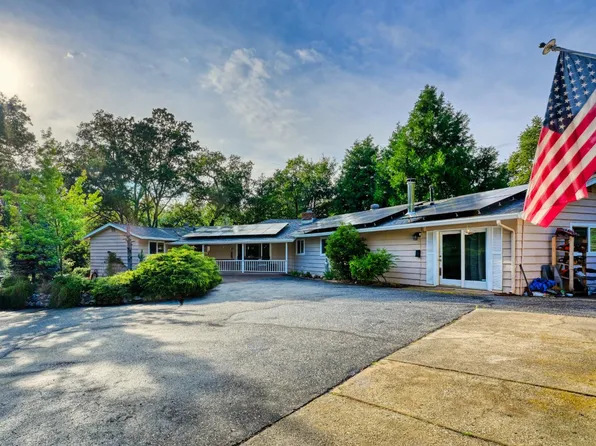 10016 E Lime Kiln Rd, Grass Valley, CA 95949