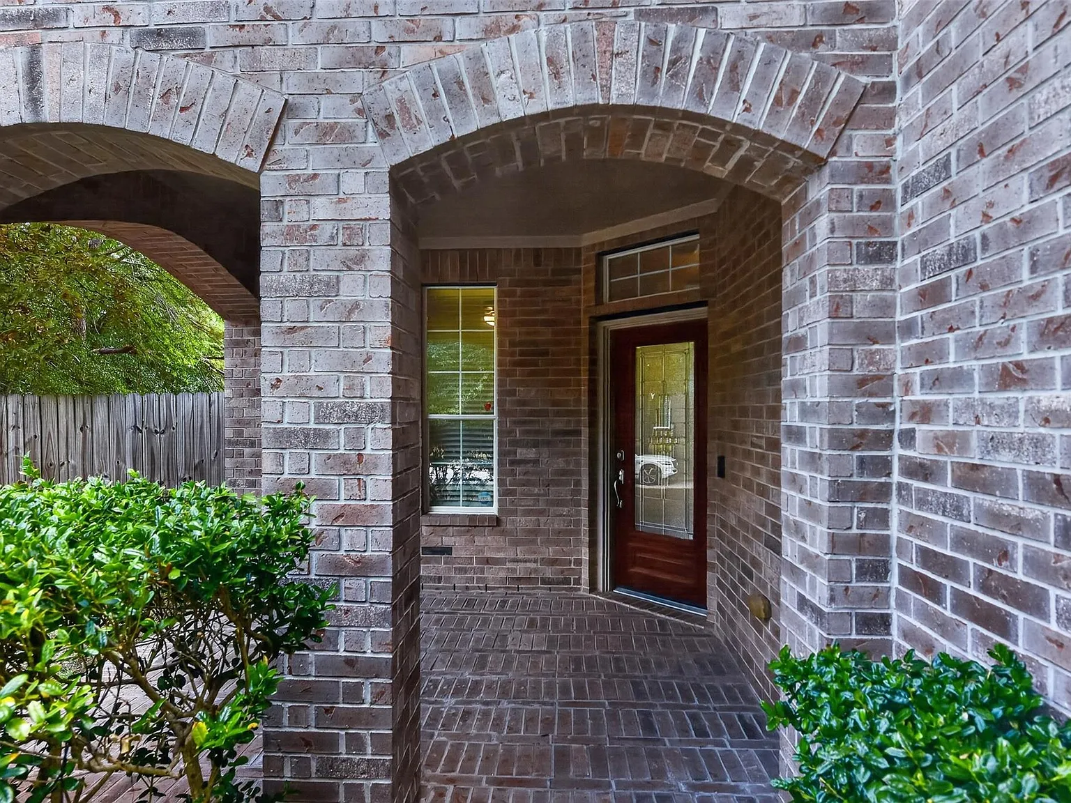 4 bed, 2.5 bath, 2583 sqft, $2,850 — Photo 4