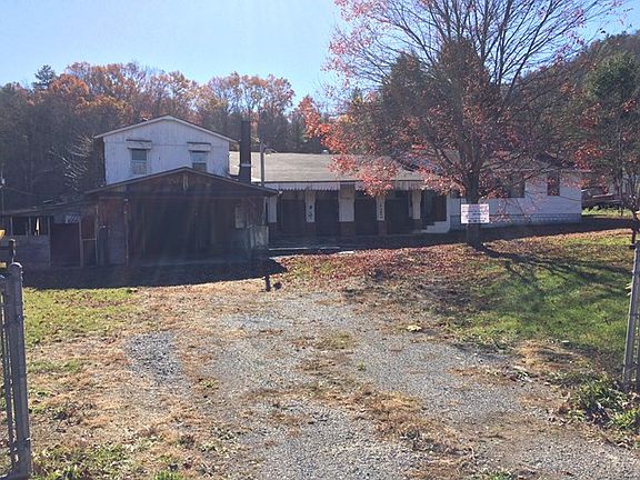 2nd image of 11020 Cowpasture River Hwy